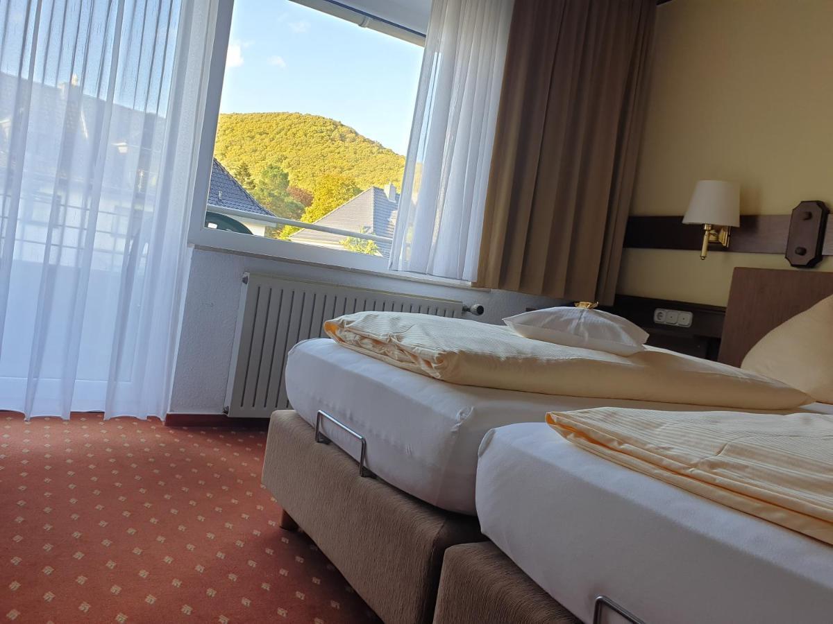 Kurparkhotel-Gemuend Dış mekan fotoğraf