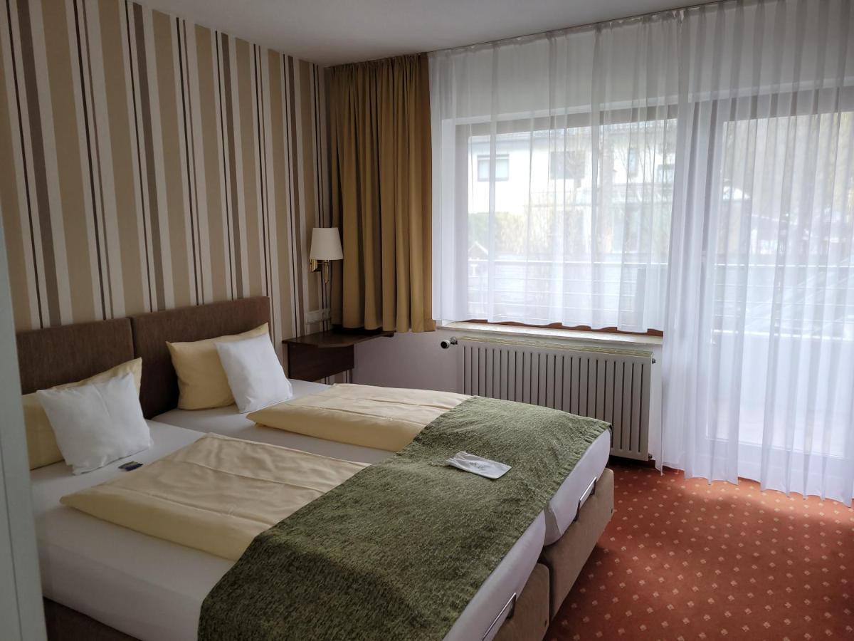Kurparkhotel-Gemuend Dış mekan fotoğraf
