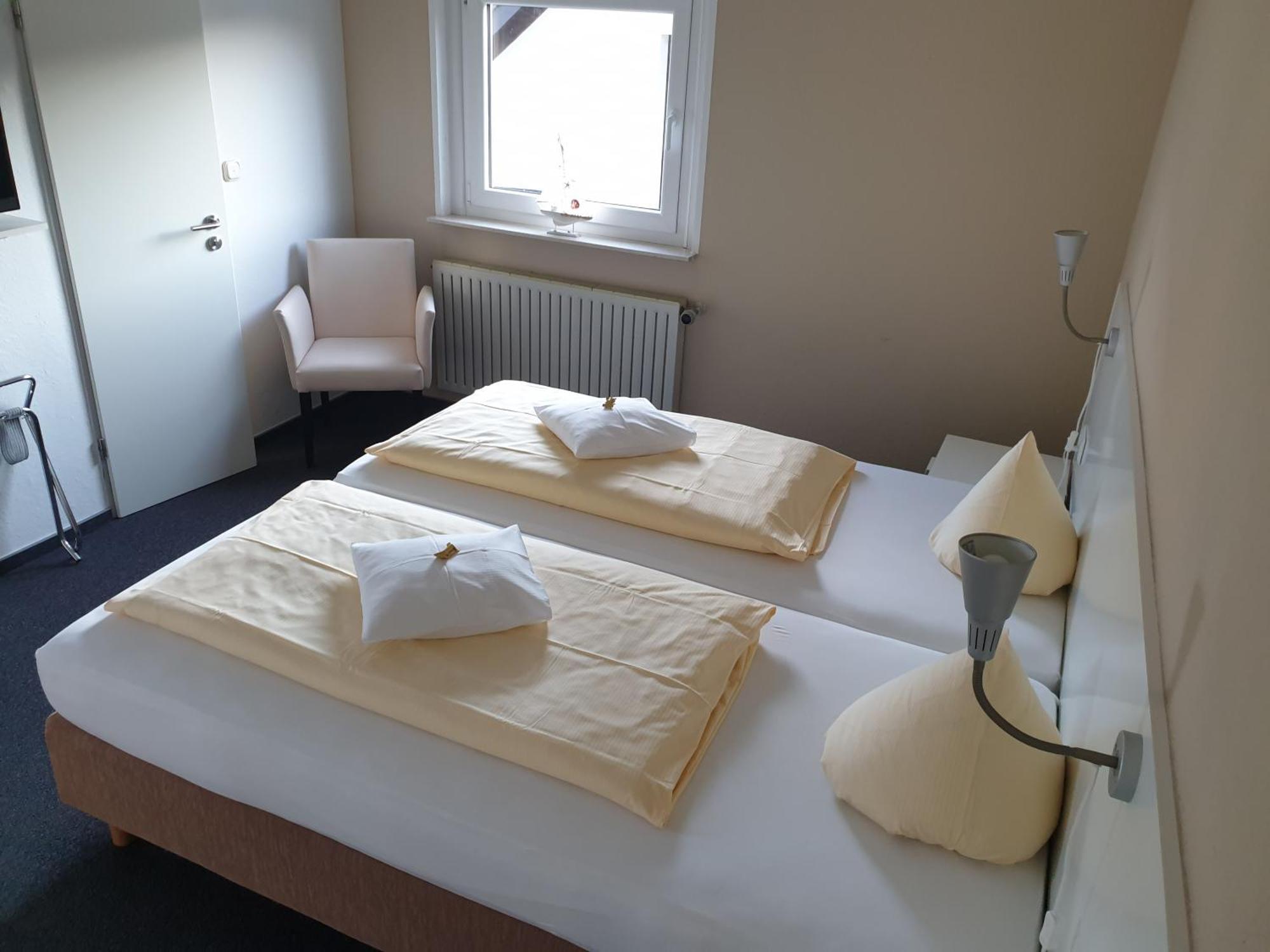 Kurparkhotel-Gemuend Dış mekan fotoğraf